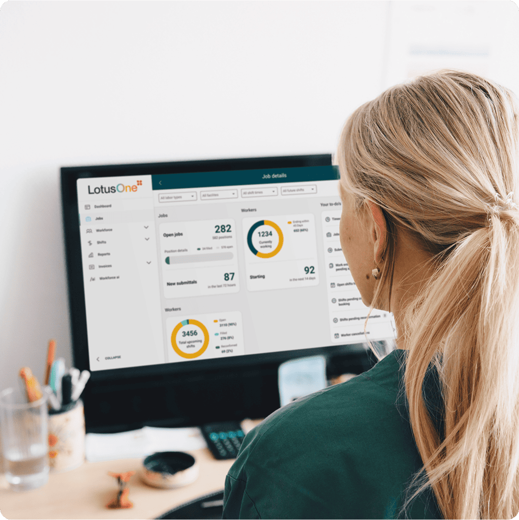 Image of a woman working on the computer